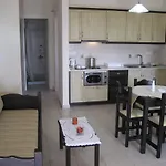 Fyri Ammos Residences 公寓 *